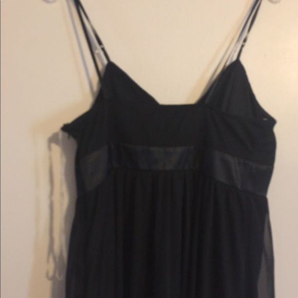 Dress - Picture 5 of 5